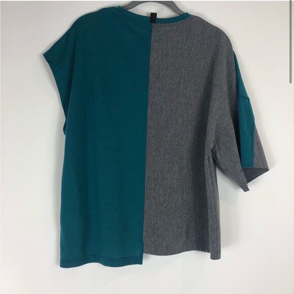 Reebok speed wick green and grey asymmetrical t shirt - Picture 2 of 6